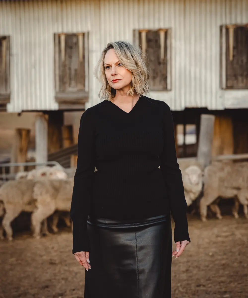 Rib V Neck - Ironbark