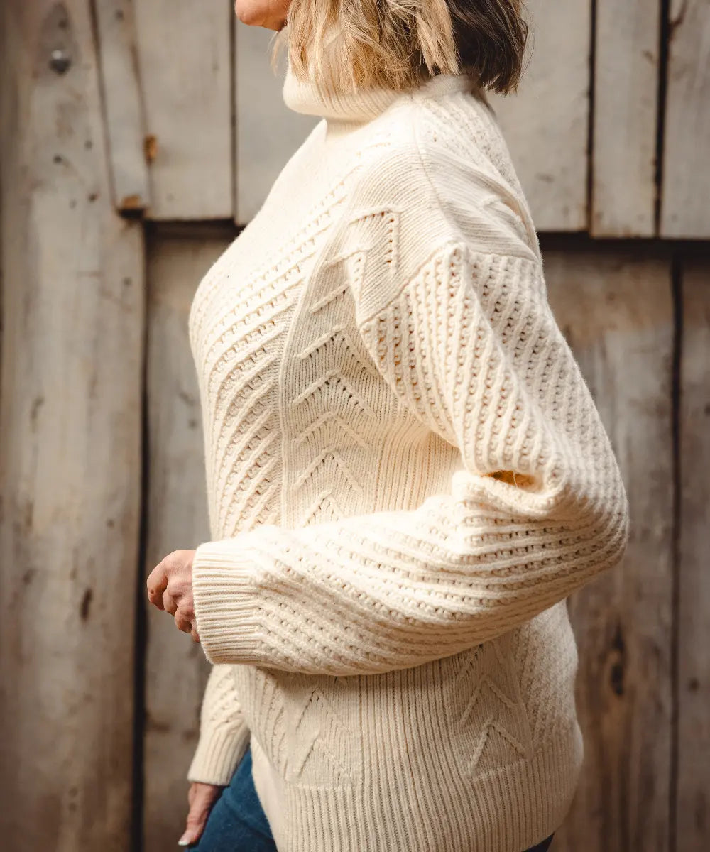 Puff Wheat Turtleneck - Pearl