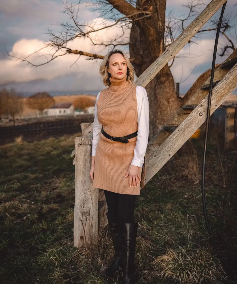 Rib Tabard - Sandstone